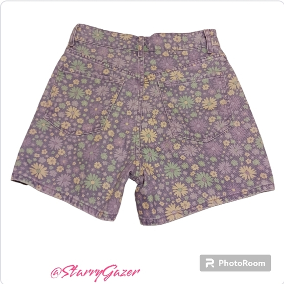 ZARA Retro Daisy High Waist Denim Shorts - Picture 3 of 7